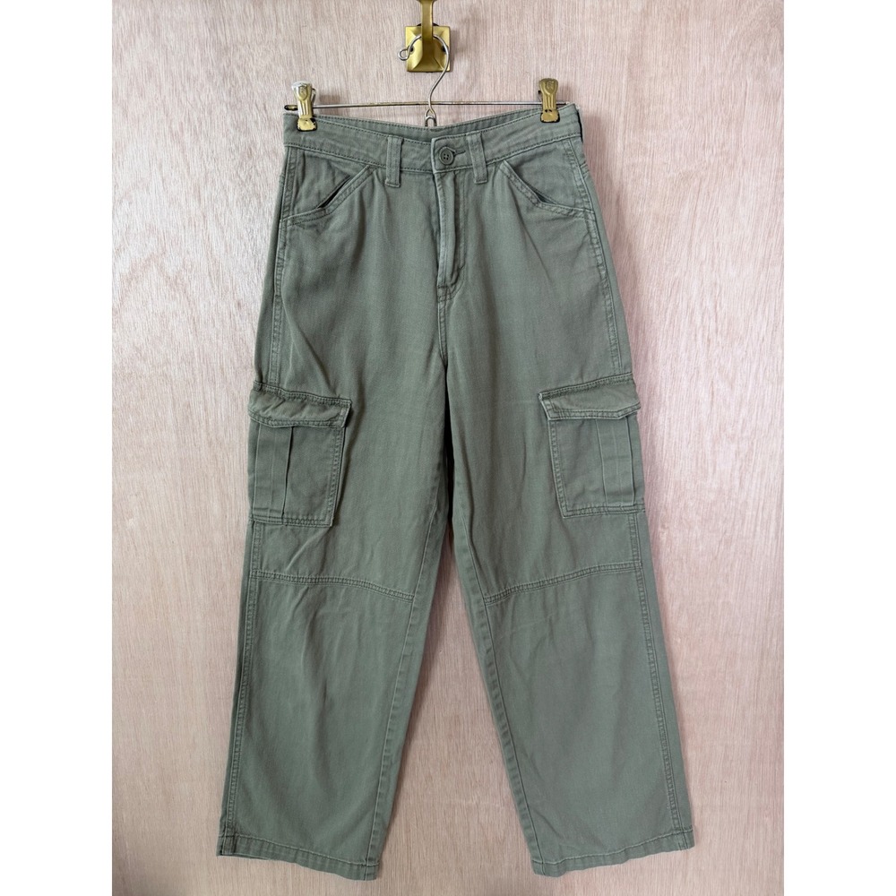 H&M Divided Olive Green High Waisted Cargo Pants Straight Leg Size 0 Utility